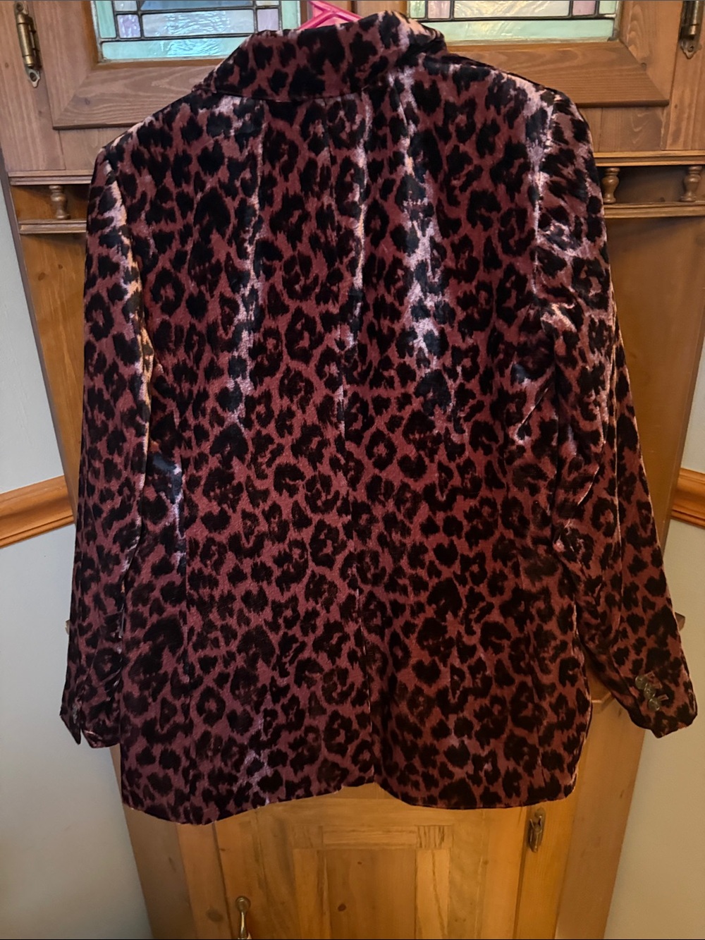 Women's Leopard Print Faux Fur Jacket - Burgundy/Black
